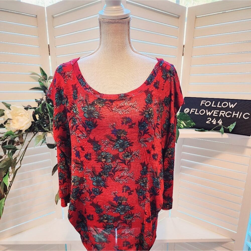 FREE PEOPLE RED DOCK STREET FLORAL RUFFLE SLEEVE BLOUSE SIZE MED - Picture 2 of 9